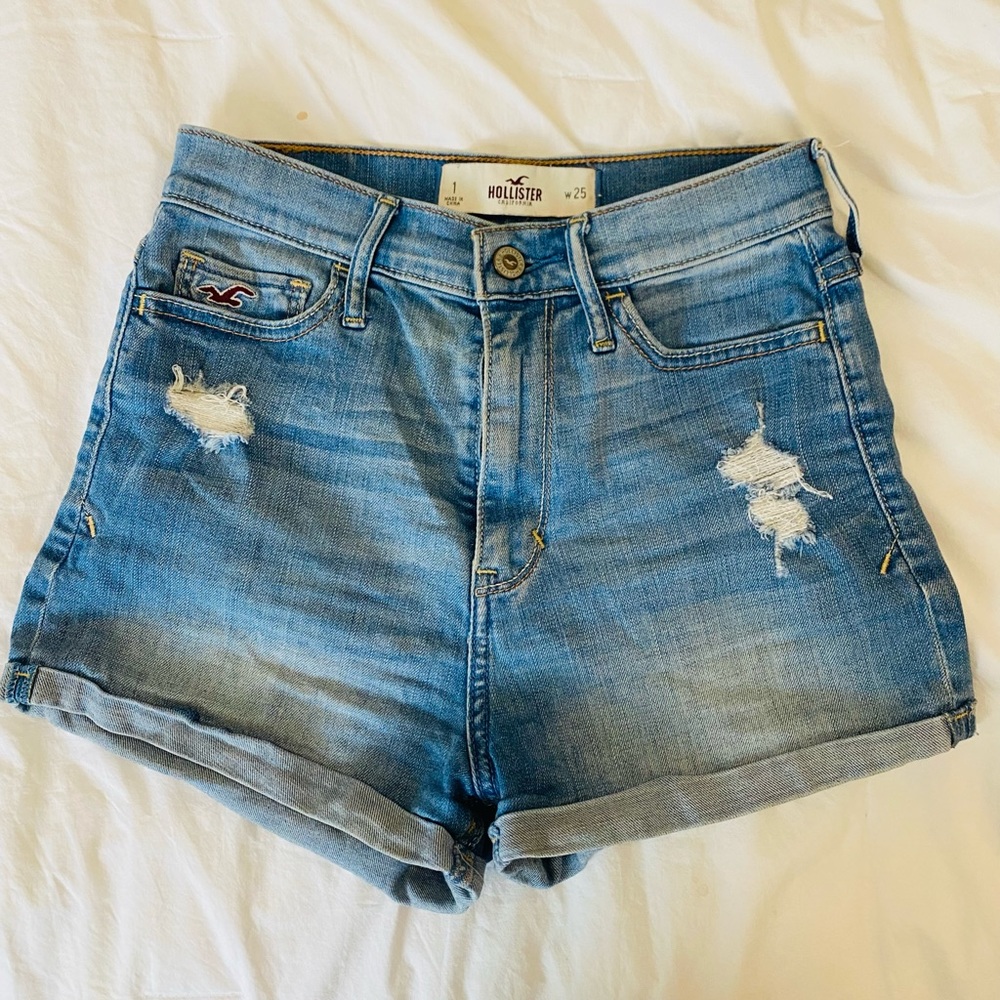 Holister Jean shorts size 1 W25